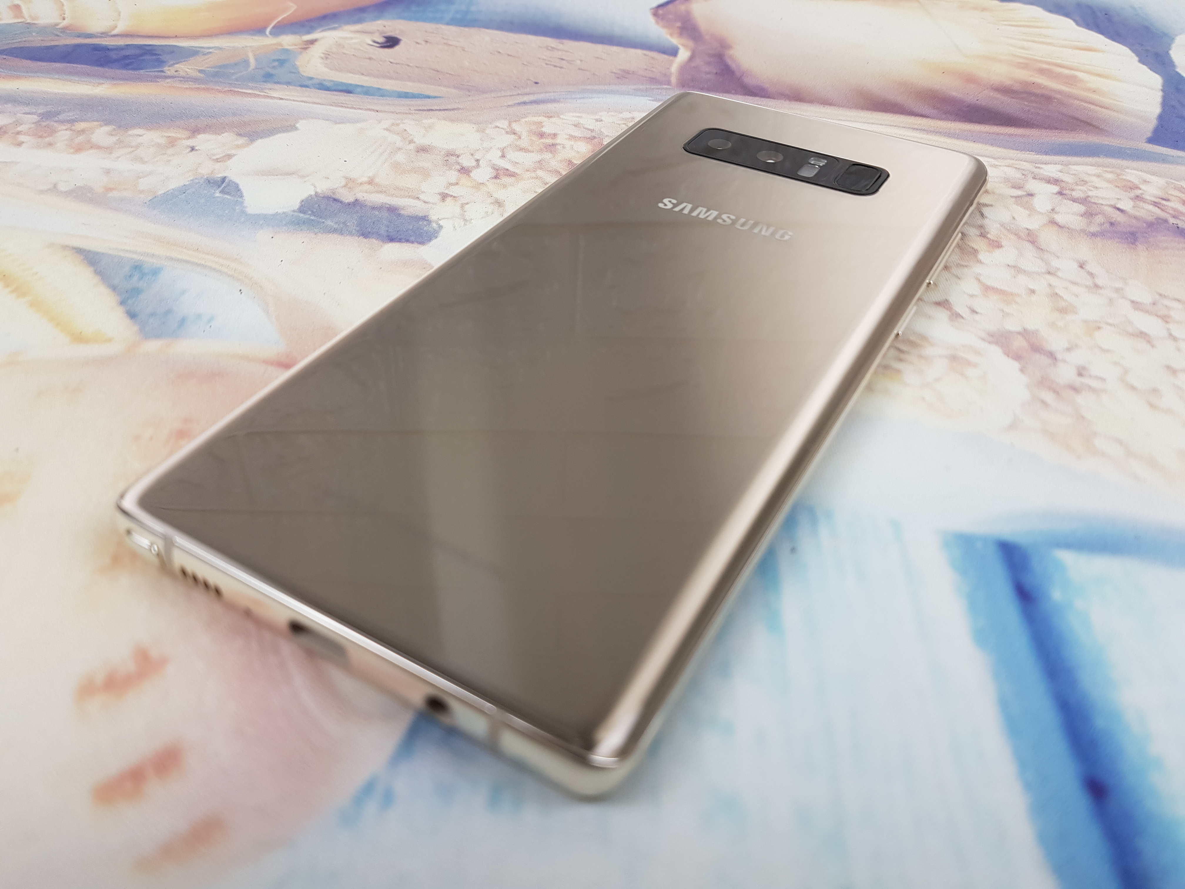 Siêu phẩm Samsung galaxy Note 8 sang trọng và tinh tế