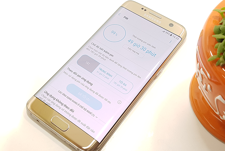 Thời lượng pin là một điểm mạnh trên Samsung Galaxy S7 Edge