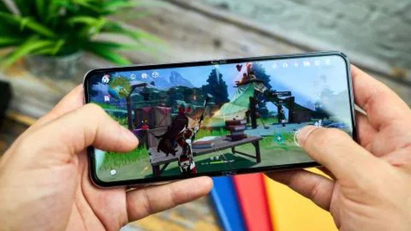 Galaxy Z Flip 4 chơi game tốt không? Mạnh mẽ nhưng vẫn chưa tối ưu tốt